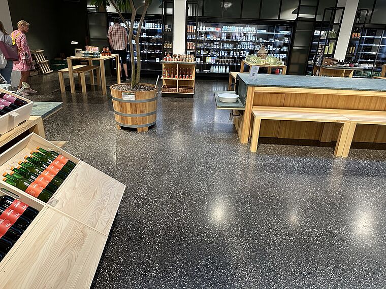 Bitu-Terrazzo® im Ladengeschäft der Firma Markta.at aus Wien 